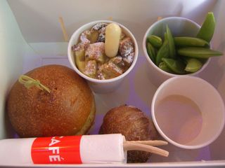 Winter 2007 Lunch Box - Cafe Vue