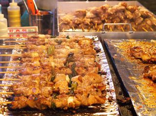 Street Food - Chicken skewers / Dakkochi (닭꼬치)