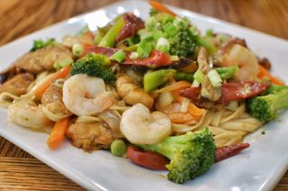 Mmm... lo mein