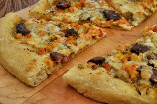 Mmm... pizza with crawfish tails and andouille