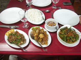 Laoag Delicacies, Bagnet, Pakbet, and Itug