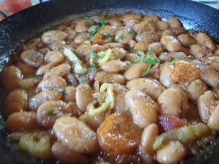Samothraki, Samothrace 2015 Tavern Karydies: Tsigarista Fasolia Gigantes (fried giant beans)
