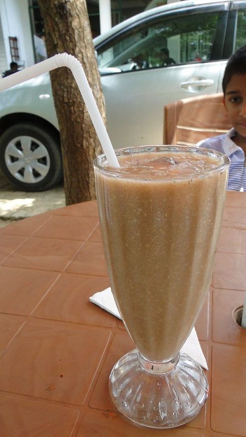 Wood-apple juice in Tissa