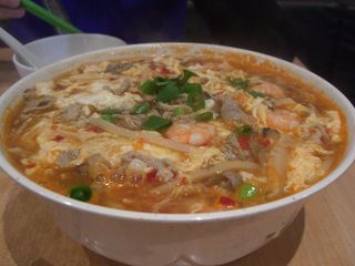 酸辣汤拉面 Handmade Noodles in Hot and Sour Soup - 家家乐 Noodle Kingdom, Box Hill