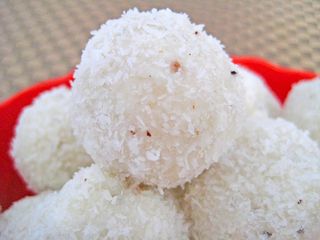 Cheese coconut laddu recipe by Sameer Goyal