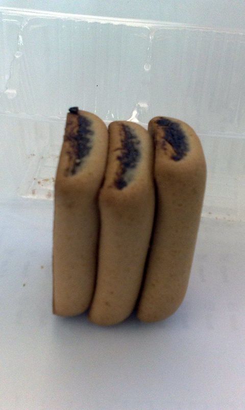 fig rolls stuck together