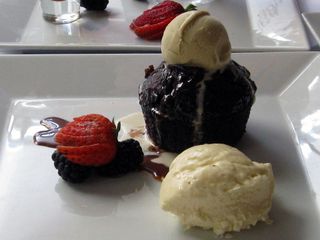 Hot chocolate coffee cake with pistachio ice cream