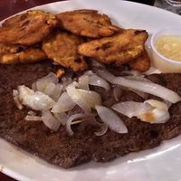 Bistec Encebollado