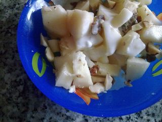 pera, dátil, coquitos y kéfir de cabra