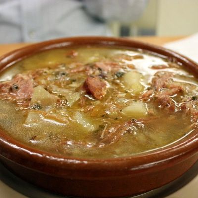 Caldo Gallego