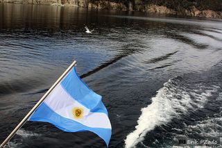 Traseira do Barco Cau Cau