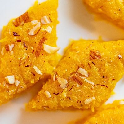 Saffron Almond Milk