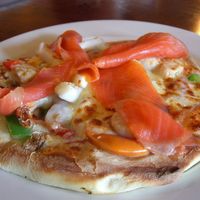 Seafood Pizza