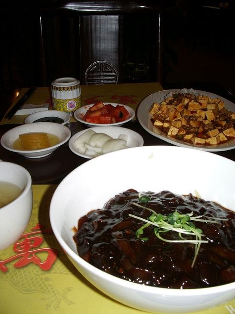 Jjajangmyeon 짜장면 炸醬麵