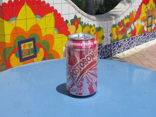 Postobon Manzana Soda