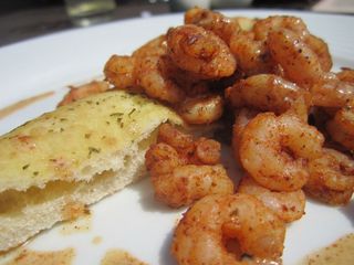 Tandoori prawns and nan bread