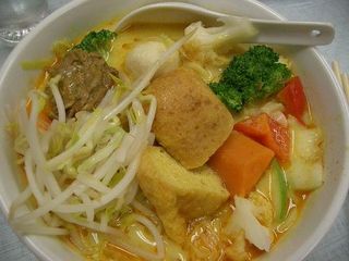 Vegetarian Curry Laksa - Fo Guang Yuan Tea Shop