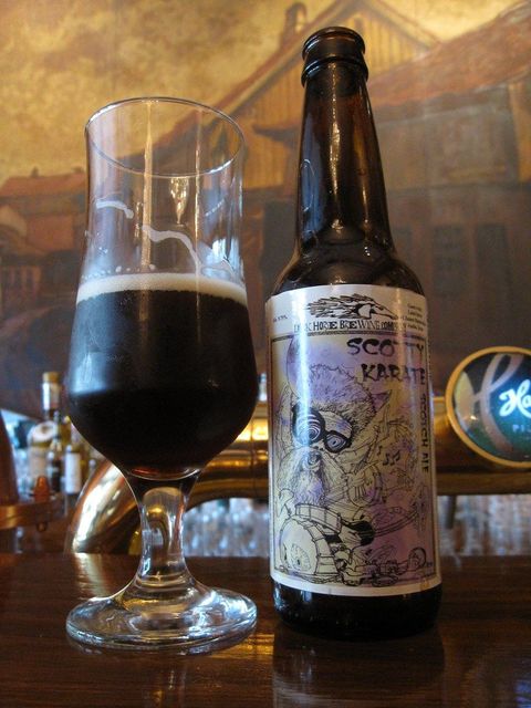 Dark Horse Scotty Karate Scotch Ale