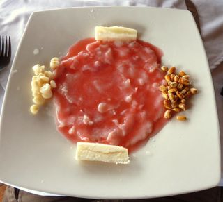 Tiradito de doncella y camu camu