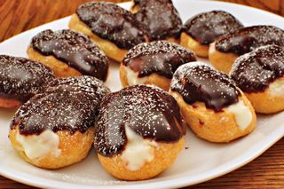 Mmm... chocolate eclairs