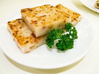 香煎蘿蔔糕 “Fried Turnip Cake”, 利苑酒家午市點心 Lei Garden Lunchtime Dim Sum / SML.20120925.G12.00418