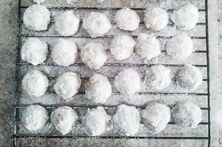 russian teacakes