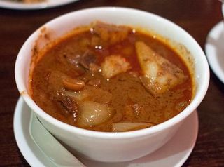 sripraphai massaman curry
