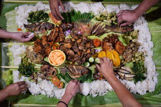 Boodle fight (kamayan) 02