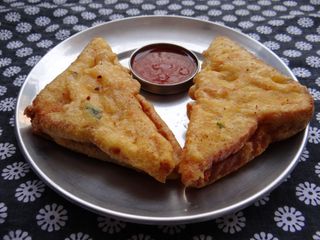 Bread Pakora (Stuffed with Mashed-Spicy Potatoes)