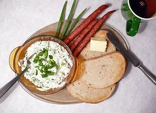 Cottage cheese and kabanos breakfast