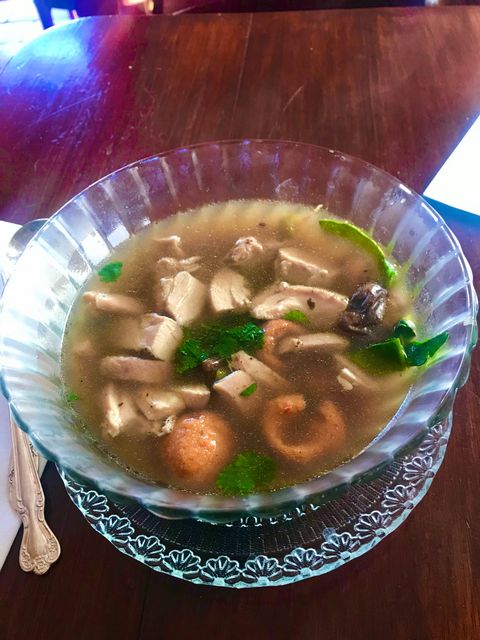 Fonda la Hermanita - Caldo de Pollo con Chochoyotes (49245806337)