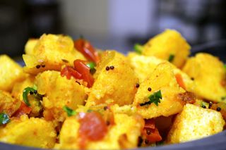 Fried idlis