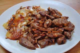 Higado encebollado