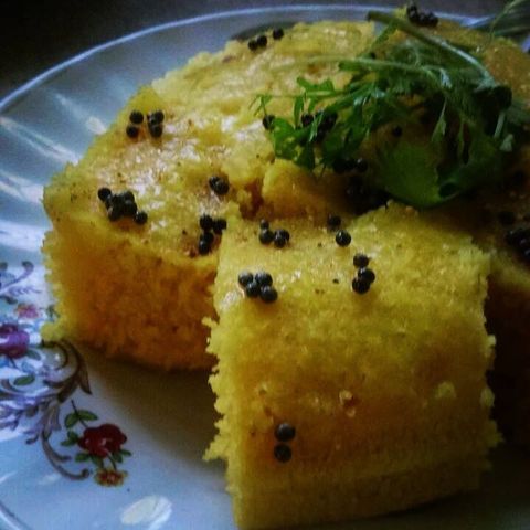 Khaman Dhokla