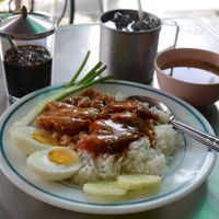 Khao Mu Daeng