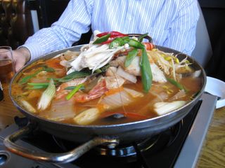 File:Korean cuisine-Haemul jeongol-02.jpg