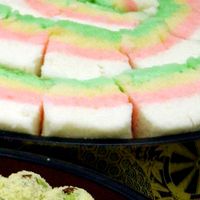 Mujigae Tteok