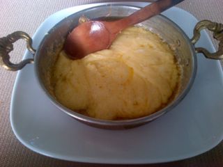 Kuymak in a sahan