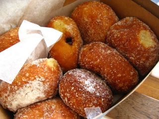 Leonard's malasadas