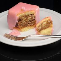 Punschkrapfen