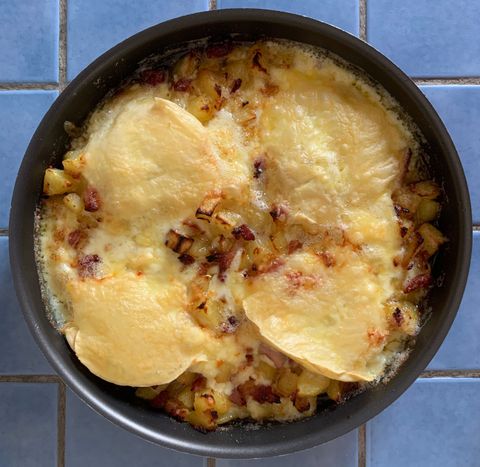 Une tartiflette sortie du four