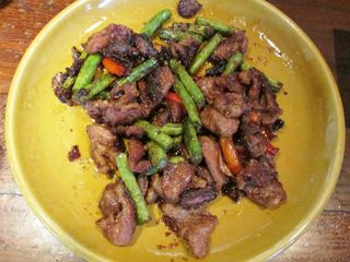 หมูผัดกะปิ Stir-fried pork with shrimp paste (12174293475)