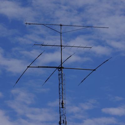 Yagi-Uda antenna