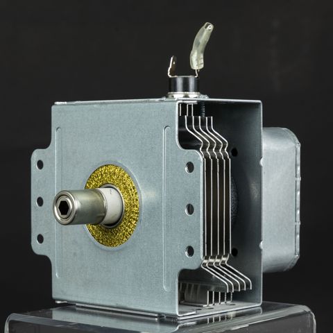 Cavity magnetron