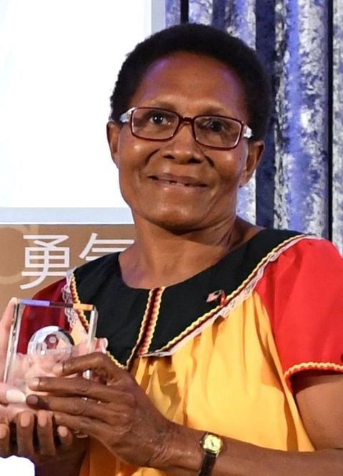 Veronica Simogun