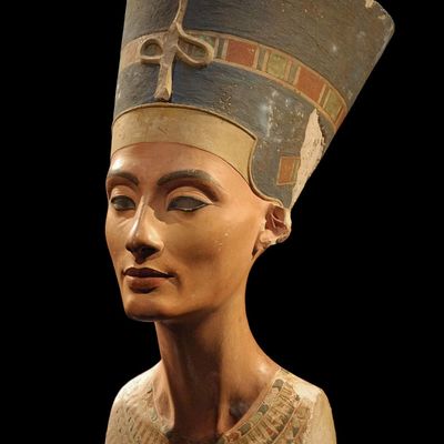 Nefertiti Bust