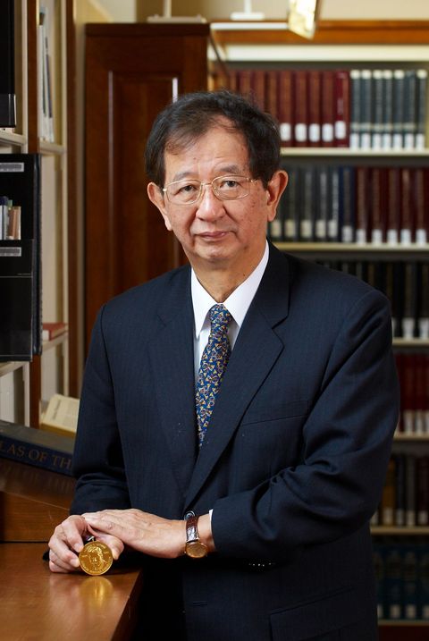 Yuan T. Lee