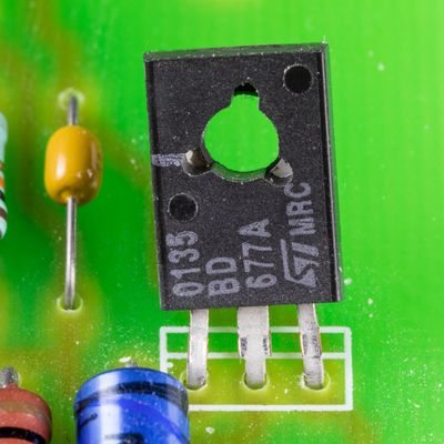 Darlington transistor