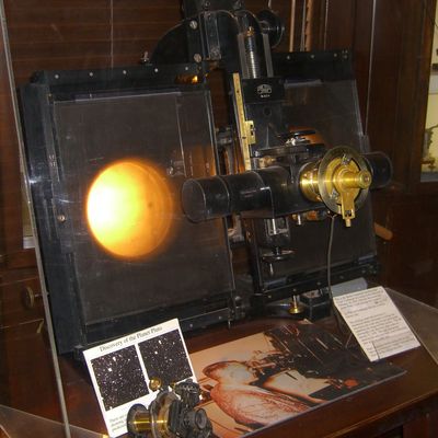 Blink comparator