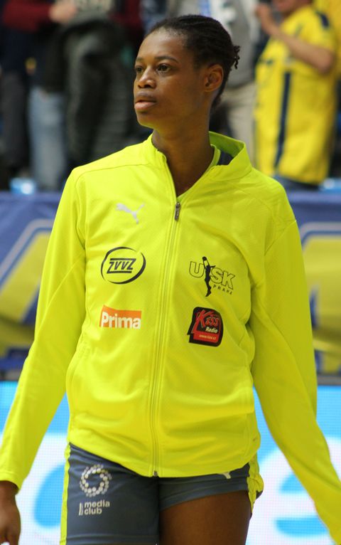 Valériane Ayayi